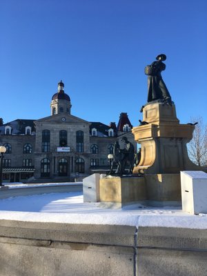 Maisonneuve Market by null