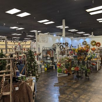 Painted Tree Boutiques - Arts & Crafts Near Me - Naperville, Illinois