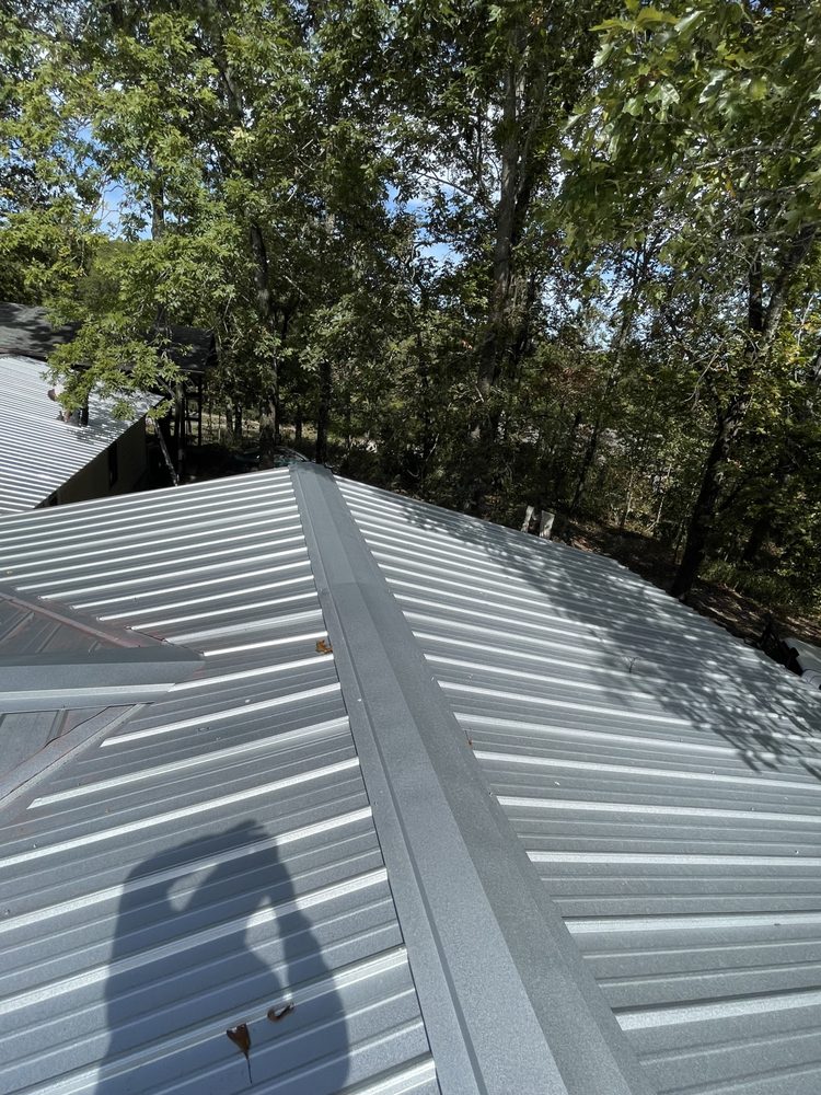 Slide of Mendez Men Construction