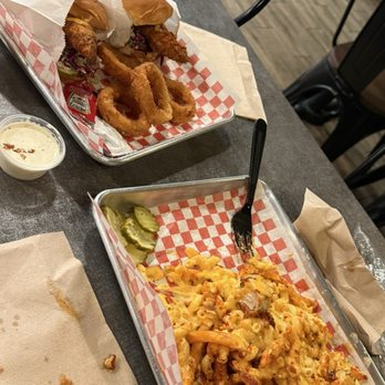 Hot Chickz & Pizza - Chicken Shop Near Me - San Diego, California Hot Chickz & Pizza - Chicken Shop Near Me - San Diego, California