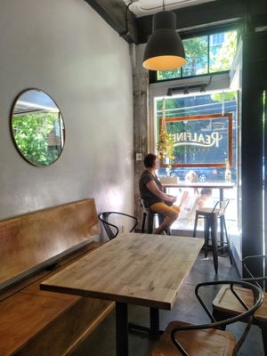 Realfine Coffee by null