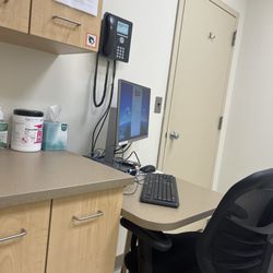 ProHEALTH Manhasset Primary Care - Exam room