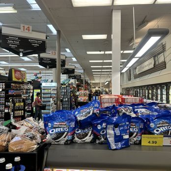 Ralphs - Oreos on sale - Grocery Near Me - Granada Hills, California
