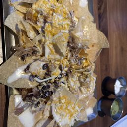 Street Nachos with pulled pork