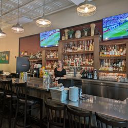 The Bourbon Pear - Bar