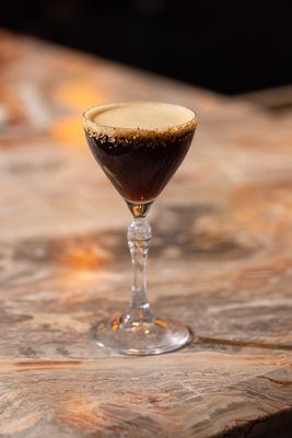 Bar Tontine by null