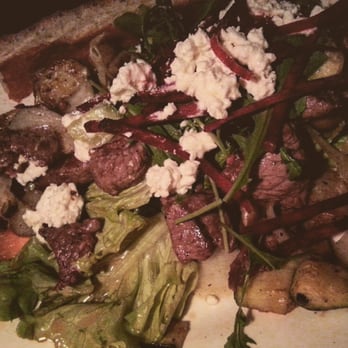 Attentat Griechischer Salat - "Dunkles Fleisch" - Salad Near Me - Munich, BY Attentat Griechischer Salat - "Dunkles Fleisch" - Salad Near Me - Munich, BY