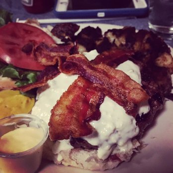 Tessaro's - Bacon blue burger with extra crispy (yes!) homefries - Steakhouses Near Me - Pittsburgh, Pennsylvania Tessaro's - Bacon blue burger with extra crispy (yes!) homefries - Steakhouses Near Me - Pittsburgh, Pennsylvania