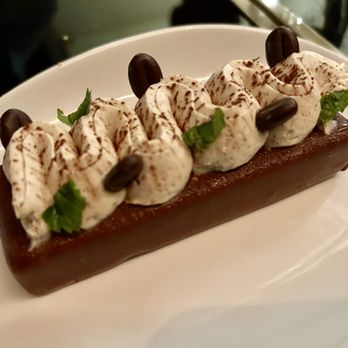 Cino - Tiramisu - Italian Near Me - Honolulu, Hawaii