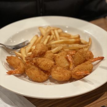 IHOP - Fried Crispy Shrimp & Fries Platter - Breakfast & Brunch Near Me - Brooklyn, New York