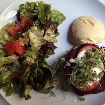 Astrid - Tapas Bars Near Me - Málaga, Massachusetts