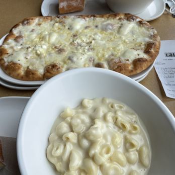 Panera Bread - Mac & Cheese and four cheese flatbread pizza - Sandwiches Near Me - Bristol, Connecticut