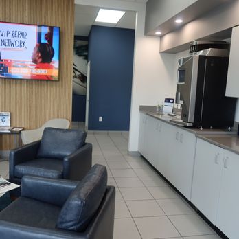 Kemna Ford - Car Dealers Near Me - Algona, Iowa Kemna Ford - Car Dealers Near Me - Algona, Iowa