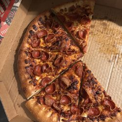 Pizza Hut - Burnt pizza