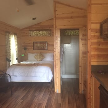Robin Hood Village Resort - Cabin #9 - Resorts Near Me - Union, Washington Robin Hood Village Resort - Cabin #9 - Resorts Near Me - Union, Washington