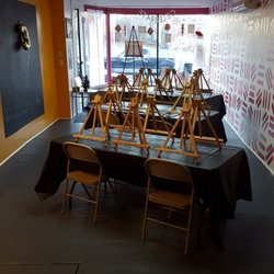 Zhanes Palette Studio - Seats 40 painters!