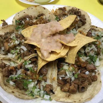 El Burrito Tapatio - Tripas and pastor heaven - Mexican Near Me - Sylmar, California El Burrito Tapatio - Tripas and pastor heaven - Mexican Near Me - Sylmar, California