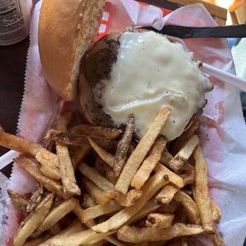 Rony's Rockin' Grill - American Near Me - Bergenfield, New Jersey Rony's Rockin' Grill - American Near Me - Bergenfield, New Jersey