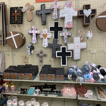 Hobby Lobby - They have two clearance sections.  One in crafts and one in fabrics. - Arts & Crafts Near Me - Covington, Louisiana