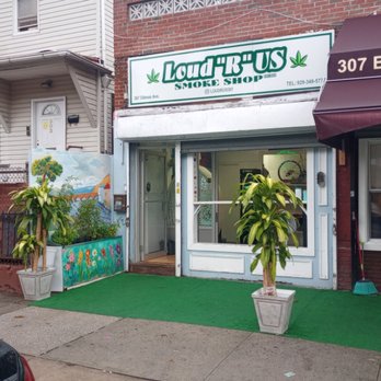 Loud R Us - Front of store - Head Shops Near Me - Brooklyn, New York Loud R Us - Front of store - Head Shops Near Me - Brooklyn, New York