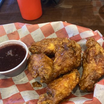 Jerry's Pizza - Thai peanut butter & jelly wings - Pizza Near Me - Middletown, Connecticut Jerry's Pizza - Thai peanut butter & jelly wings - Pizza Near Me - Middletown, Connecticut
