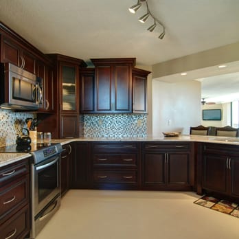 Island Kitchen & Bath Construction - a view of the kitchen - General Contractors Near Me - Jensen Beach, Florida