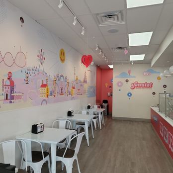 Yonutz - Lovely ambiance - Donuts Near Me - Dallas, Texas