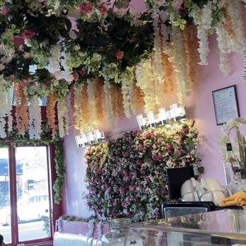 Damask Rose Coffee - Interior - Coffee & Tea Near Me - Oakland, California Damask Rose Coffee - Interior - Coffee & Tea Near Me - Oakland, California