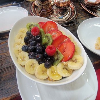 Cafe Bubamara - Fruit yogurt - Modern European Near Me - Clifton, New Jersey