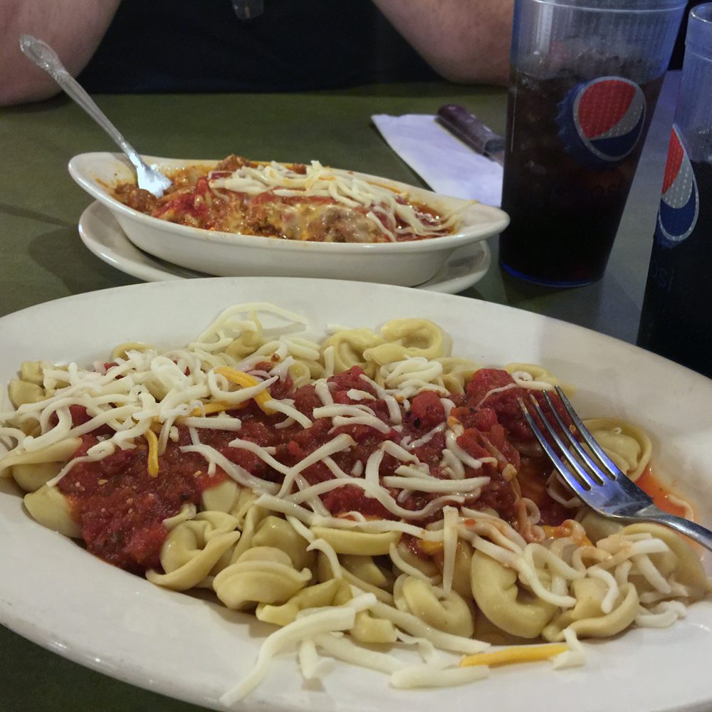 Pizza Barn - The worst tortellini I have ever had. Notice that the shredded cheese isn't even melted. The "lasagna" in the background was also poor. - Pizza Near Me - Newcastle, Wyoming