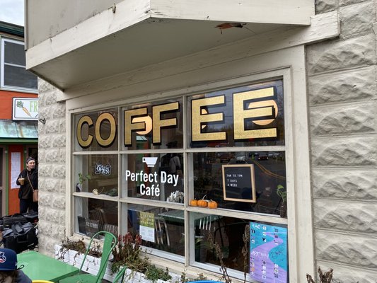 Perfect Day Cafe by null