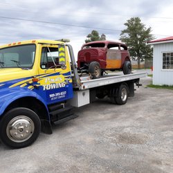 Paul's Towing