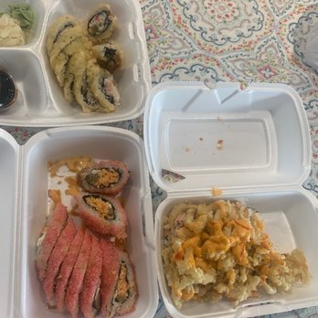 Kiyora Sushi - Golden roll, firecracker roll, moonshine - Sushi Bars Near Me - Redlands, California Kiyora Sushi - Golden roll, firecracker roll, moonshine - Sushi Bars Near Me - Redlands, California