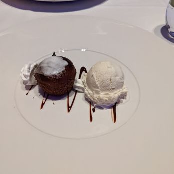 UN Plaza Grill - Molten Chocolate Cake Vanilla ice cream - Kosher Near Me - New York, New York