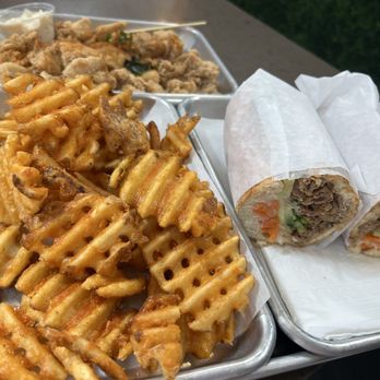 Societea Teahouse & Eatery - Waffle Fries and Bulgogi Beef Sandwich and Popcorn Chicken - Bubble Tea Near Me - San Bruno, California Societea Teahouse & Eatery - Waffle Fries and Bulgogi Beef Sandwich and Popcorn Chicken - Bubble Tea Near Me - San Bruno, California