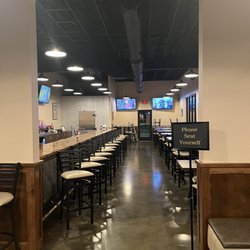 Capones - Bar area