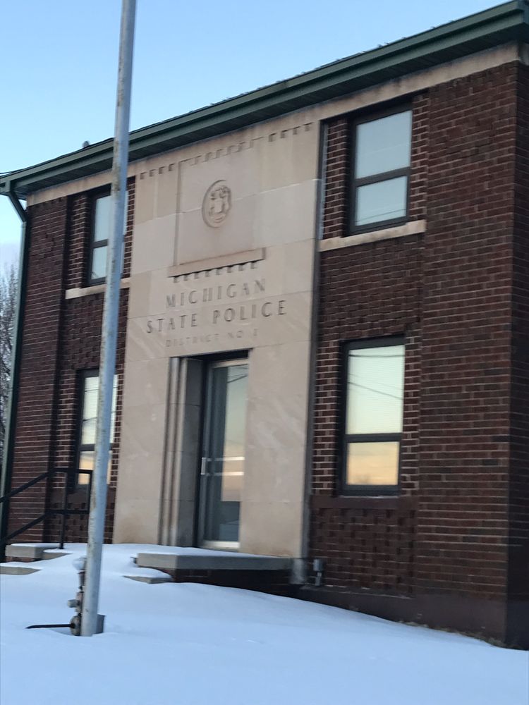 VACUUM CLEANER HOSPITAL Updated August 2024 300 South Elliott Rd