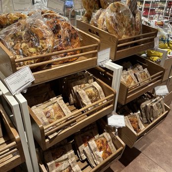 Eataly - West Palm Beach - International Grocery Near Me - West Palm Beach, Florida