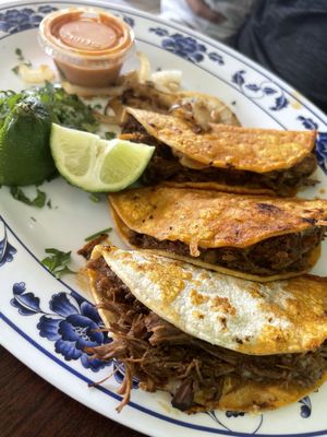 United Mariscos Y Birrieria by null