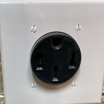 World Electrical Contractors and ARZ Construction - Electricians Near Me - Turlock, California World Electrical Contractors and ARZ Construction - Electricians Near Me - Turlock, California