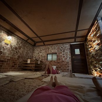 Irvine Spa - Salt room - Day Spas Near Me - Irvine, California Irvine Spa - Salt room - Day Spas Near Me - Irvine, California