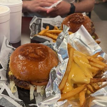 JLB Eatery Stella Link - Cheese burger w/ cheese fries - Burgers Near Me - Houston, Texas JLB Eatery Stella Link - Cheese burger w/ cheese fries - Burgers Near Me - Houston, Texas