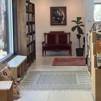 Desierto Books - Bookstores Near Me - Tucson, Arizona