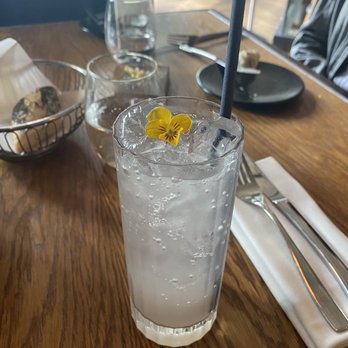 Bread Street Kitchen & Bar - Gordon Ramsay Gin & Tonic - British Near Me - Edinburgh, EDH Bread Street Kitchen & Bar - Gordon Ramsay Gin & Tonic - British Near Me - Edinburgh, EDH