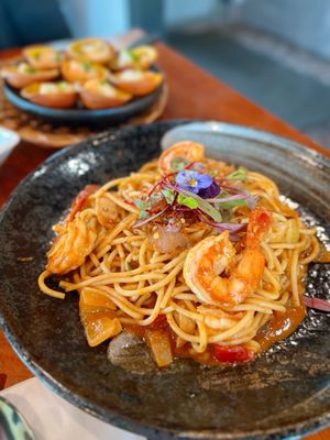 Mẹ Và Con Vietnamese Kitchen by null