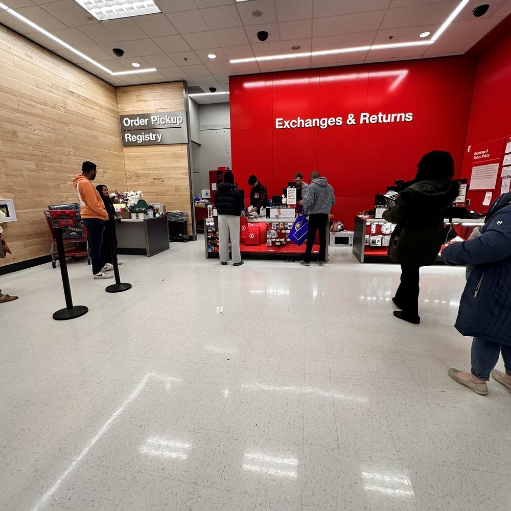 Target - Inside - Department Stores Near Me - Edison, New Jersey Target - Inside - Department Stores Near Me - Edison, New Jersey
