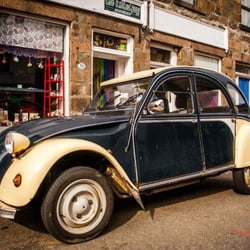 Kilted Frog Delicatessen - Outside the Kilted Frog