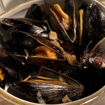 NR - Mussels with cotton candy - Ramen Near Me - New York, New York NR - Mussels with cotton candy - Ramen Near Me - New York, New York