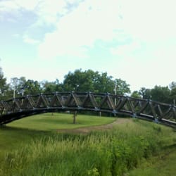 Coralville Central Outdoor Classroom - The bridge