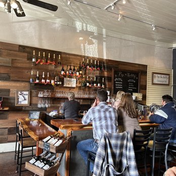 Pop The Bubbly - Inside bar - Champagne Bars Near Me - Murphys, California Pop The Bubbly - Inside bar - Champagne Bars Near Me - Murphys, California